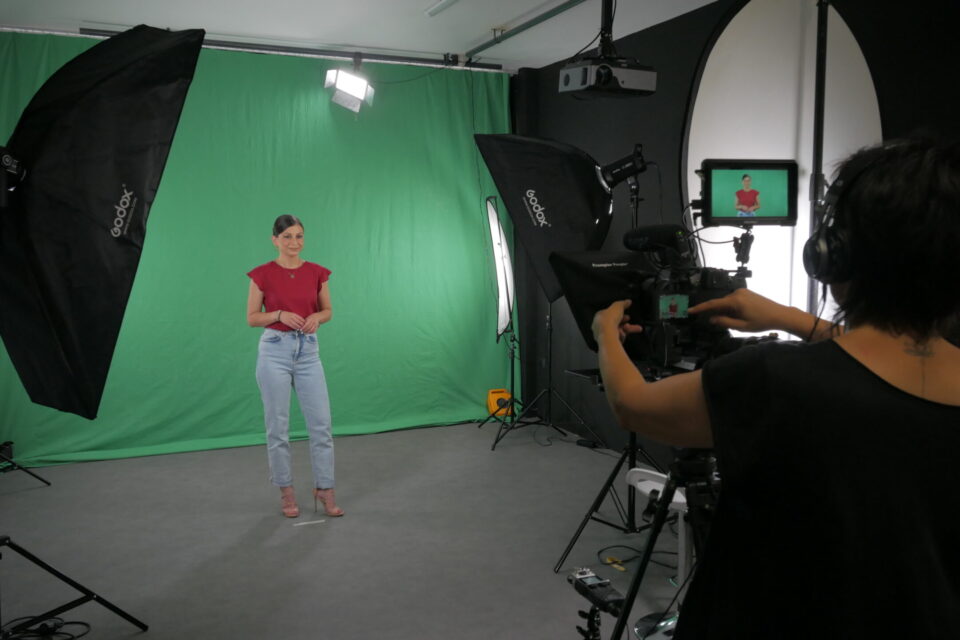 green screen photo video studio thessaloniki